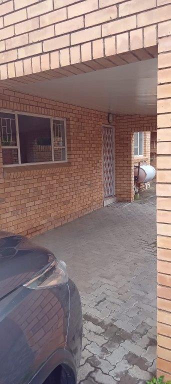 To Let 2 Bedroom Property for Rent in Ladybrand Free State